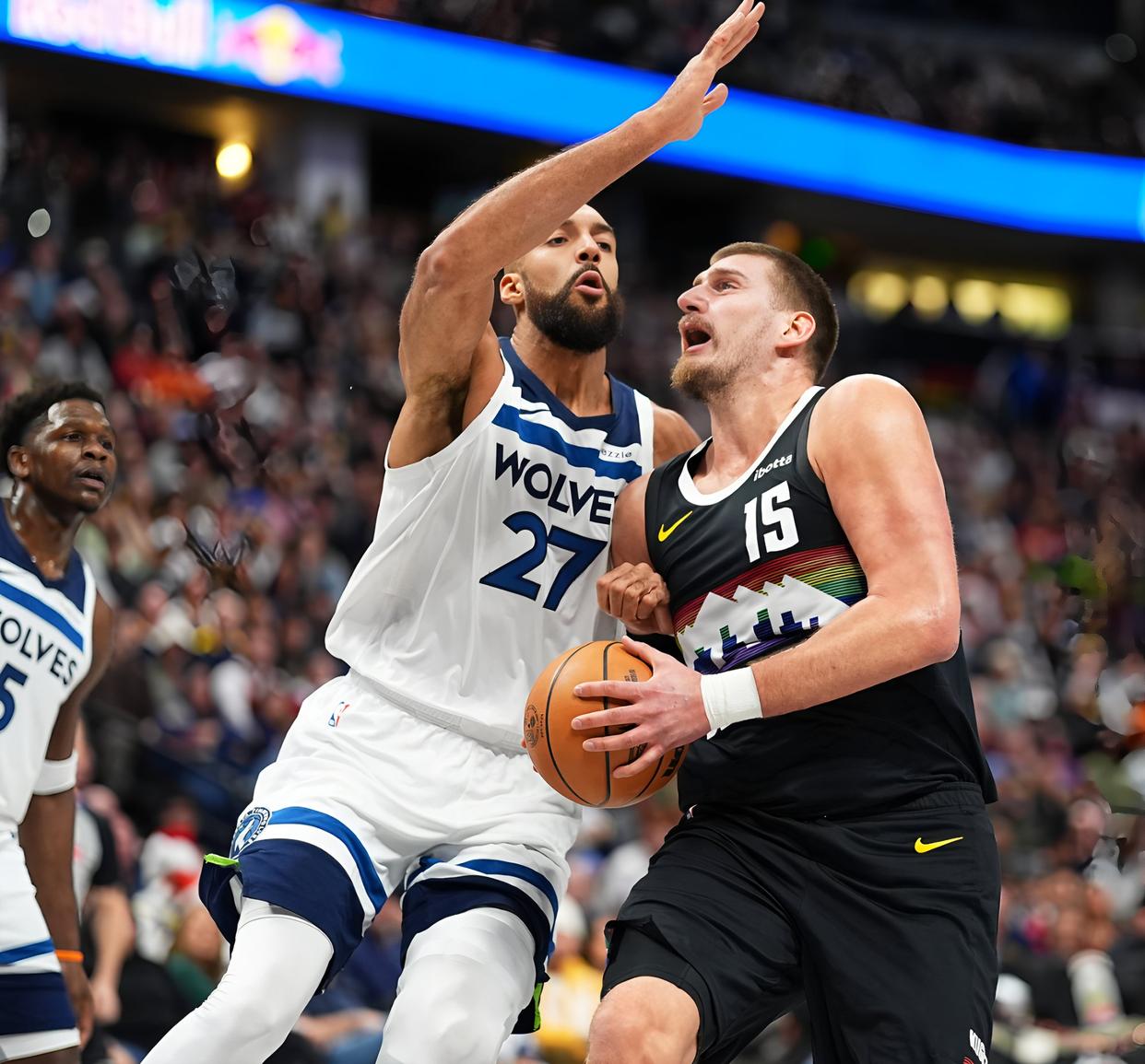 九游体育-离谱！赛前西汉姆备战社区盾费德勒关键时刻绝杀，转折点山东泰山外线爆发